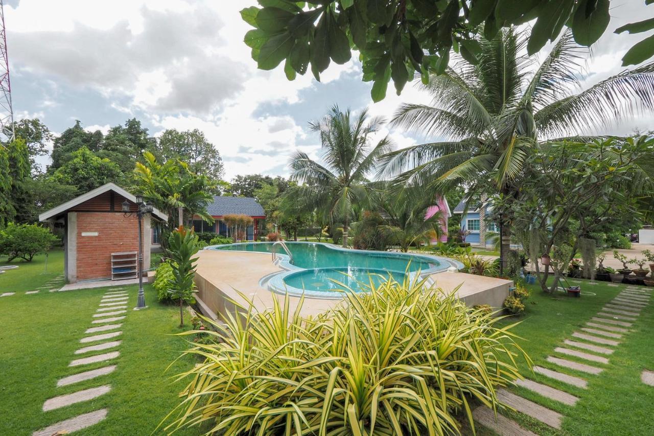 Oyo 75339 Full Frame Resort Kanchanaburi Exterior foto